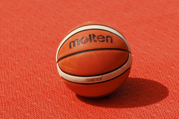 Les 10 règles d'or du défenseur au basket